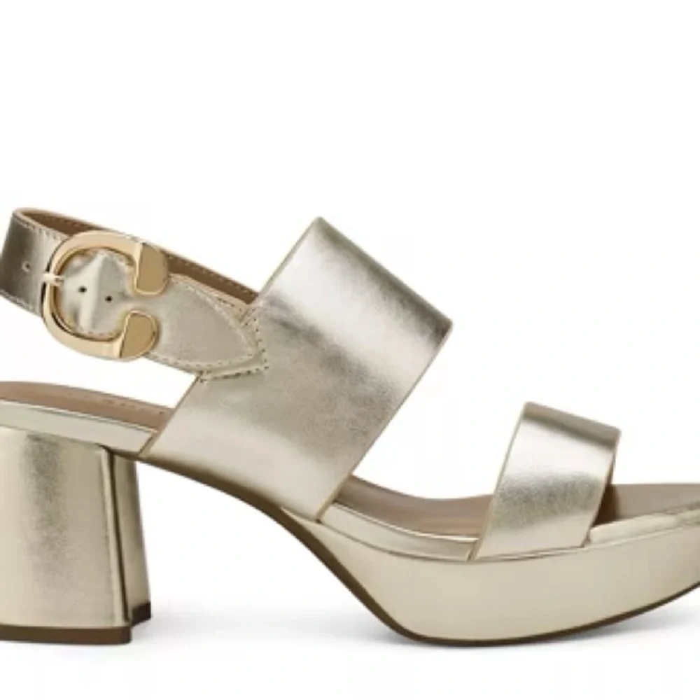 AEROSOLES Gold Platform Sandals - Picture 2 of 2